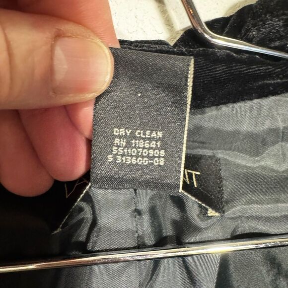 Lane Bryant Black Velvet 3/4 sleeve Portrait shawl collar Jacket Sz 28 - Picture 3 of 11